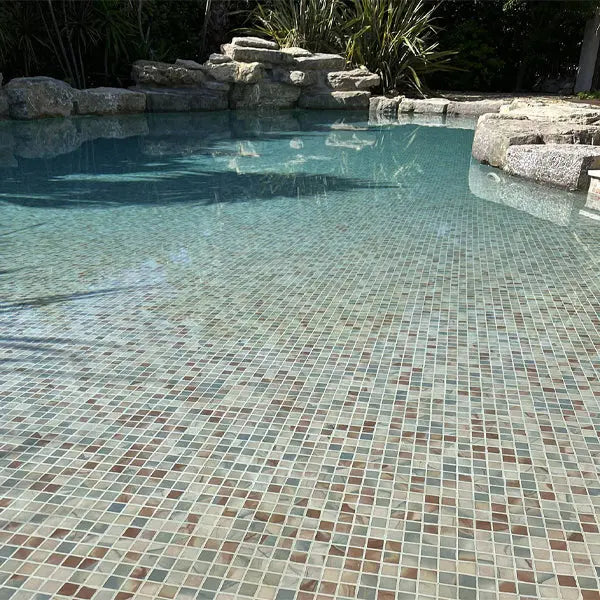 Elite Design Studio - 312x495mm Ezarri Pool Mosaic - Aquarelle Effect 25mm Safe (Anti-Slip)