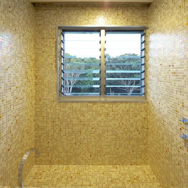 Elite Design Studio - 312x495mm Ezarri Pool Mosaic - Cocktail Bellini 25mm Gloss