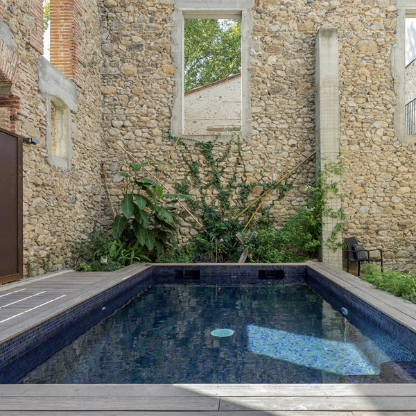 312x495mm Ezarri Pool Mosaic - Cocktail Blue Moon 25mm Gloss