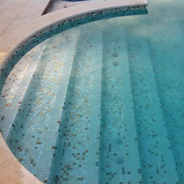 Elite Design Studio - 312x495mm Ezarri Pool Mosaic - Cocktail Daikiri 25mm Gloss