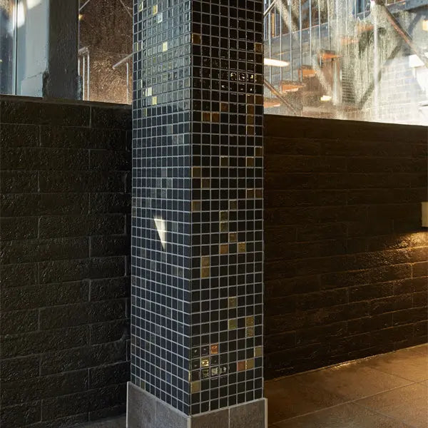 Elite Design Studio - 312x495mm Ezarri Pool Mosaic - Cocktail Eclipse 25mm Gloss