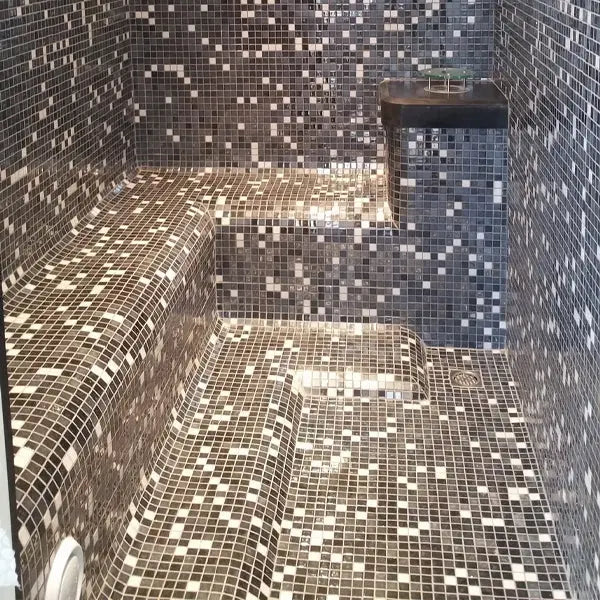 Elite Design Studio - 312x495mm Ezarri Pool Mosaic - Cocktail San Fransisco 25mm Gloss
