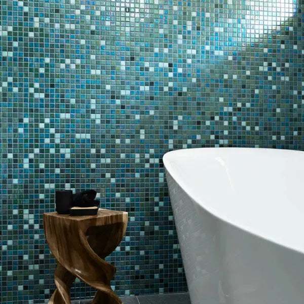 Elite Design Studio - 312x495mm Ezarri Pool Mosaic - Cocktail Tomahawk 25mm Gloss