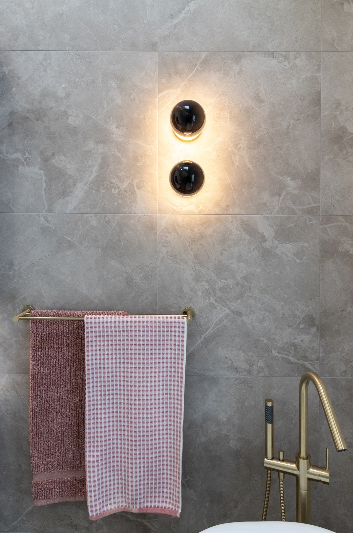 Meir Round Double Towel Rail 600mm PVD Tiger Bronze