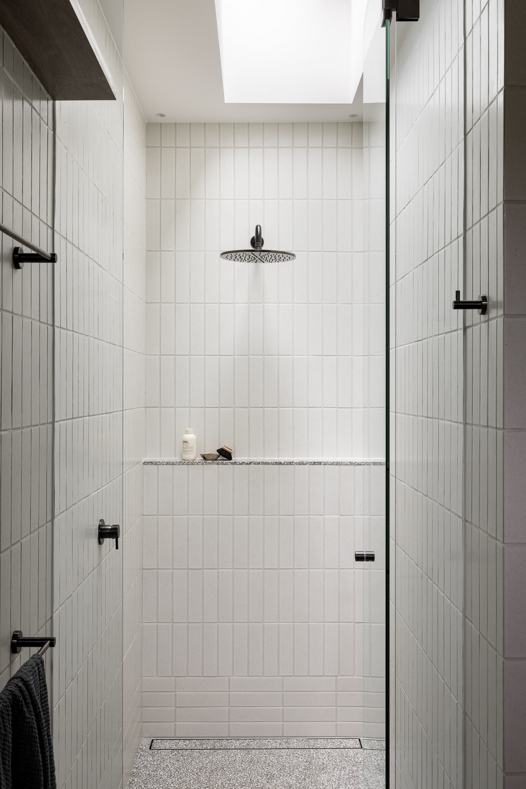 Meir Round Robe Hook Shadow Gunmetal