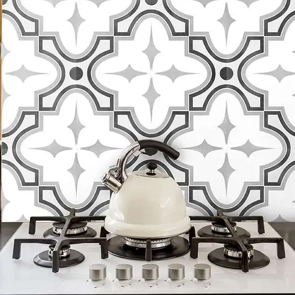 150x150mm Estudio Ceramico - Frame15 Tie B&W