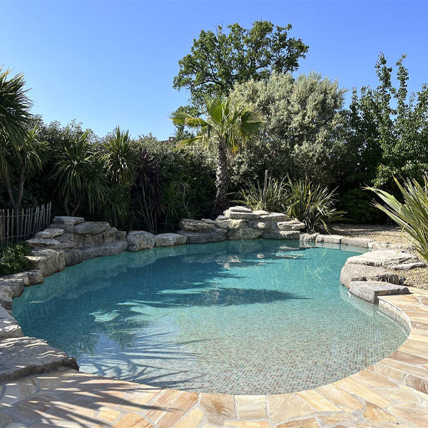 312x495mm Ezarri Pool Mosaic - Aquarelle Effect 25mm Safe (Anti-Slip)