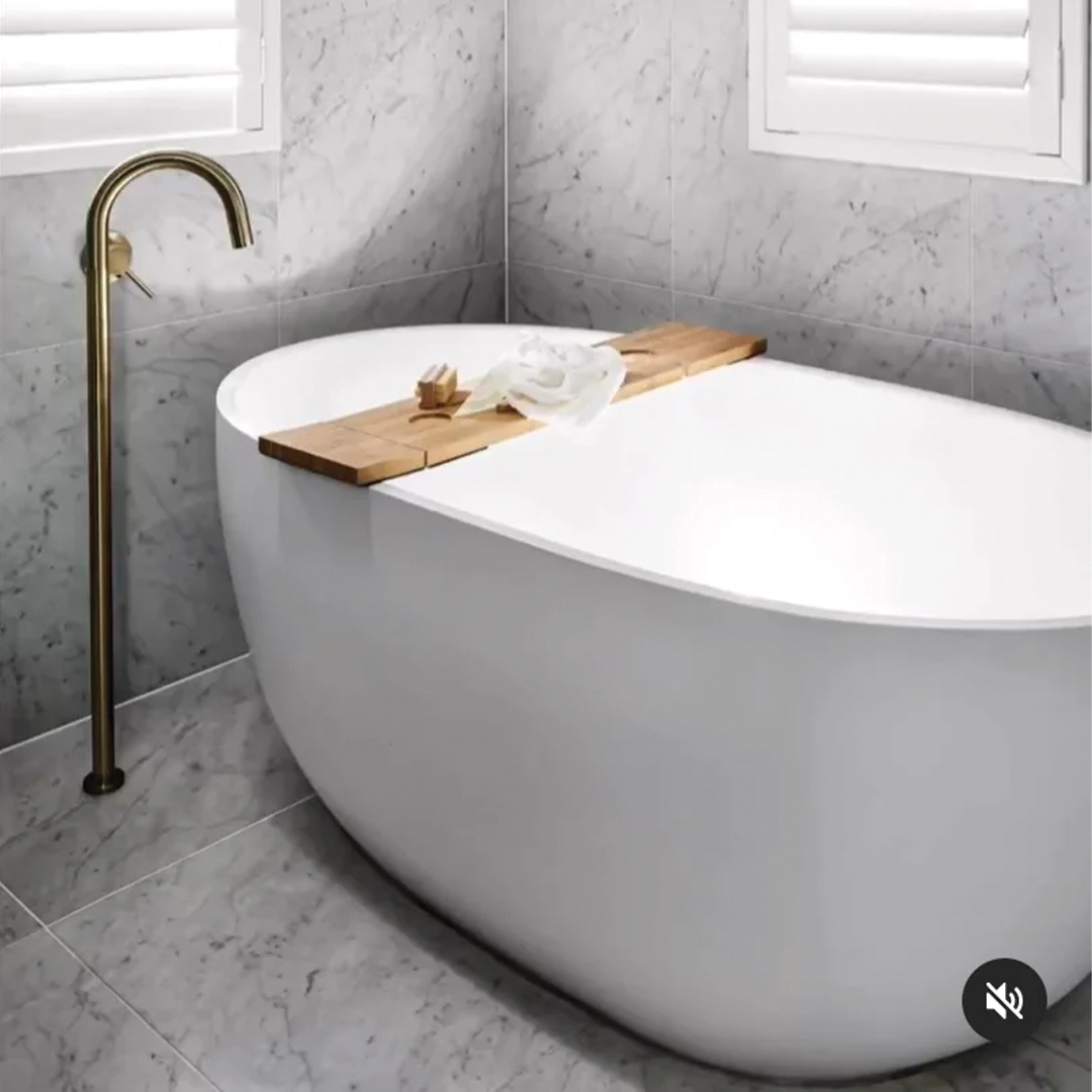 Meir - Round Freestanding Bath Spout (Tiger Bronze)