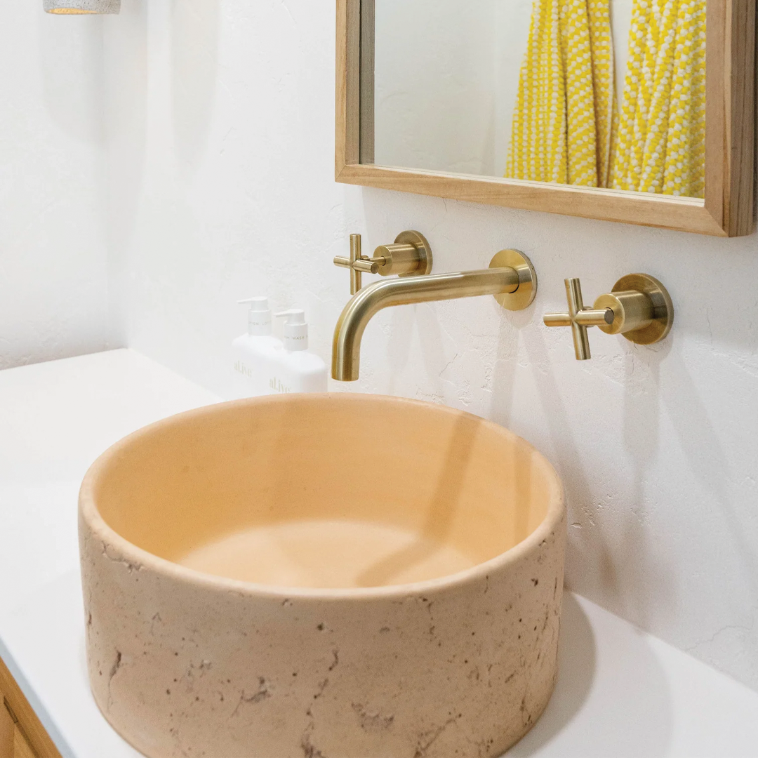 Meir - Universal Round Curved Spout Tiger Bronze