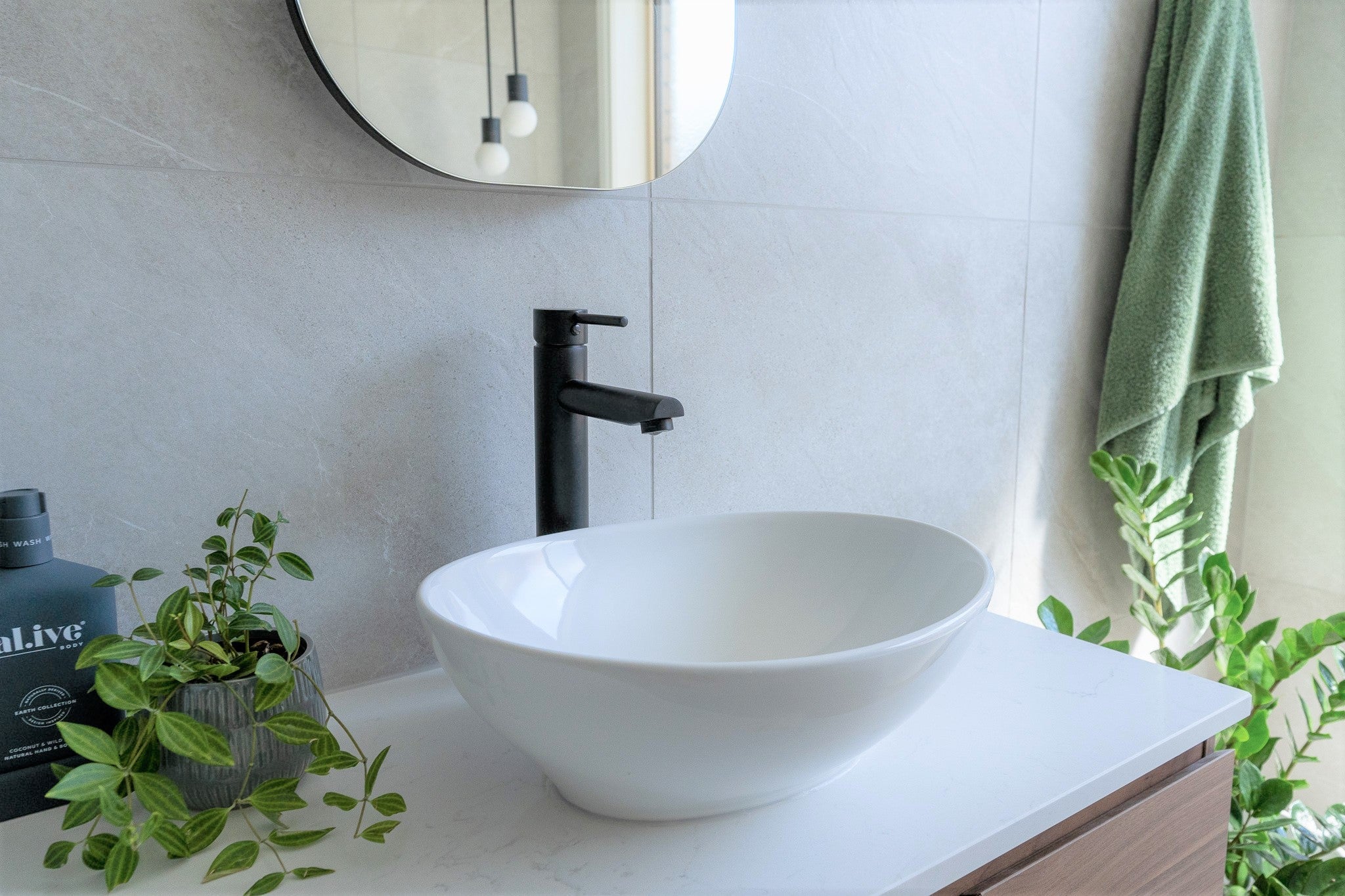 Meir Round Tall Basin Mixer Matte Black